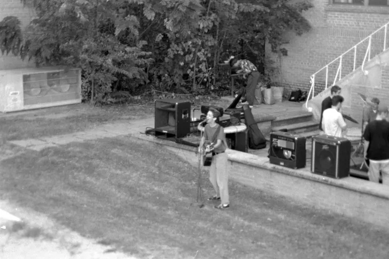 Simon Ennis and His Big Stupid Guitar